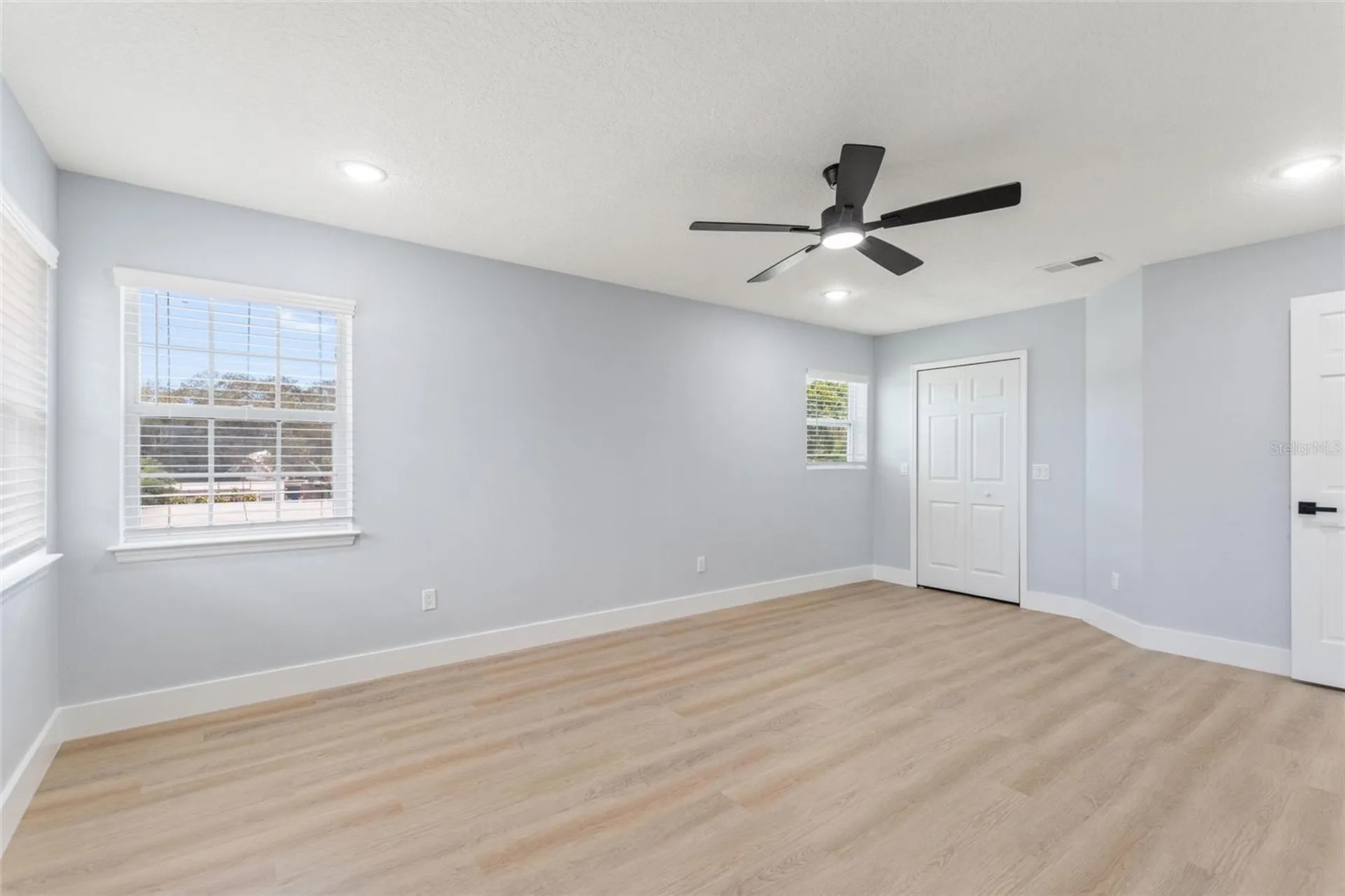 11958 Murray Avenue Largo FL 33778