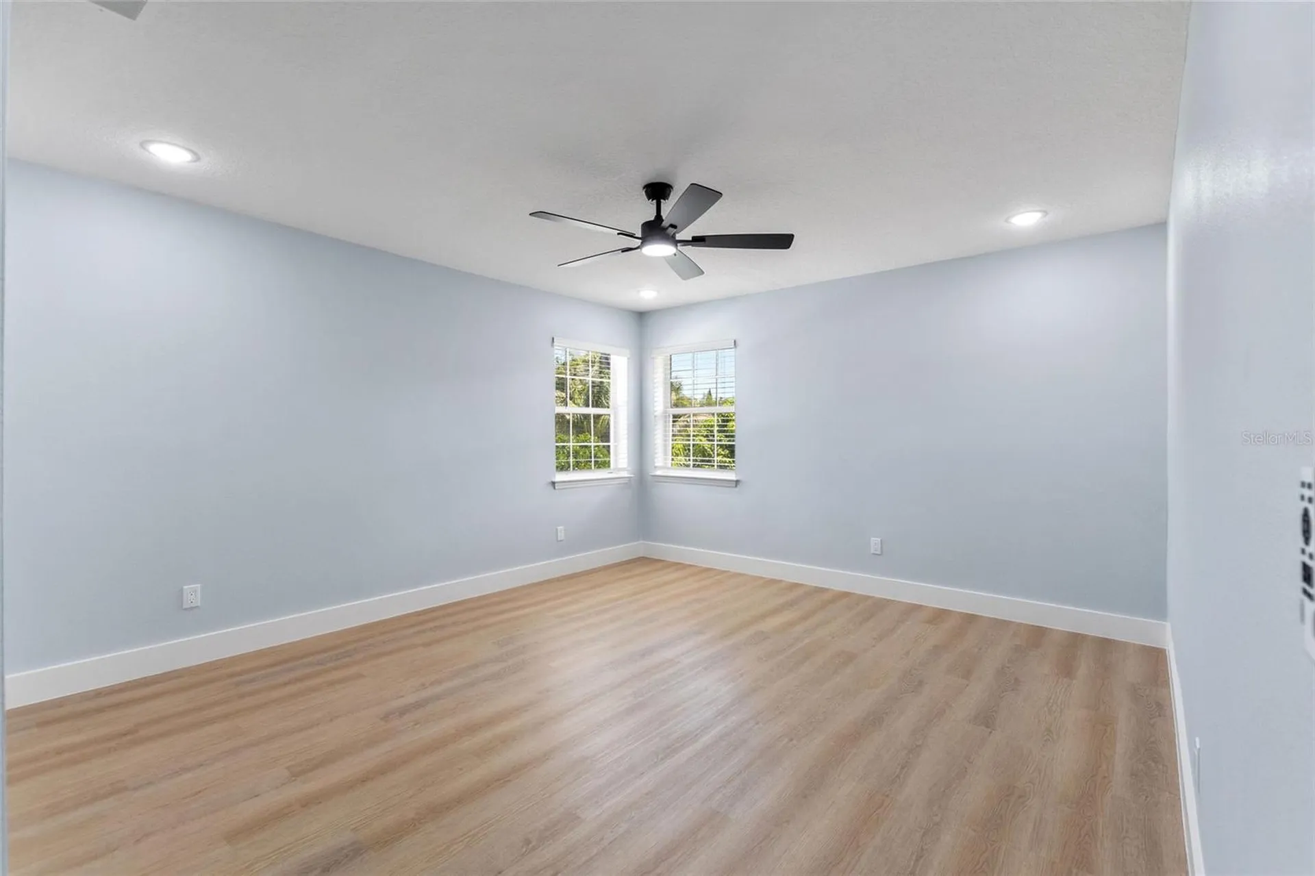11958 Murray Avenue Largo FL 33778