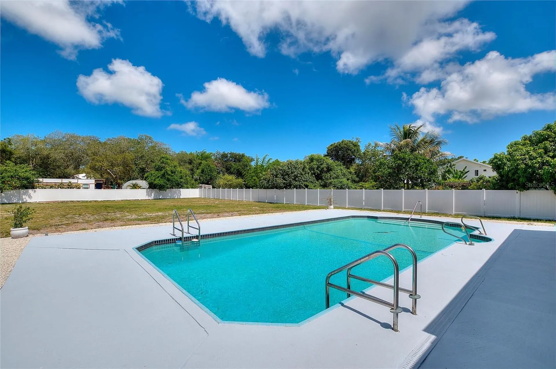 11958 Murray Avenue Largo FL 33778