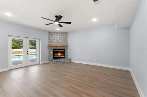11958 Murray Avenue Largo FL 33778