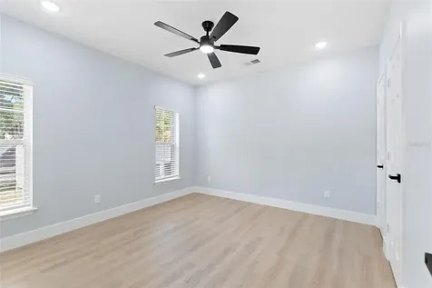 11958 Murray Avenue Largo FL 33778