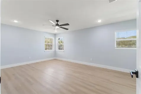 11958 Murray Avenue Largo FL 33778