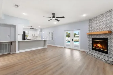 11958 Murray Avenue Largo FL 33778