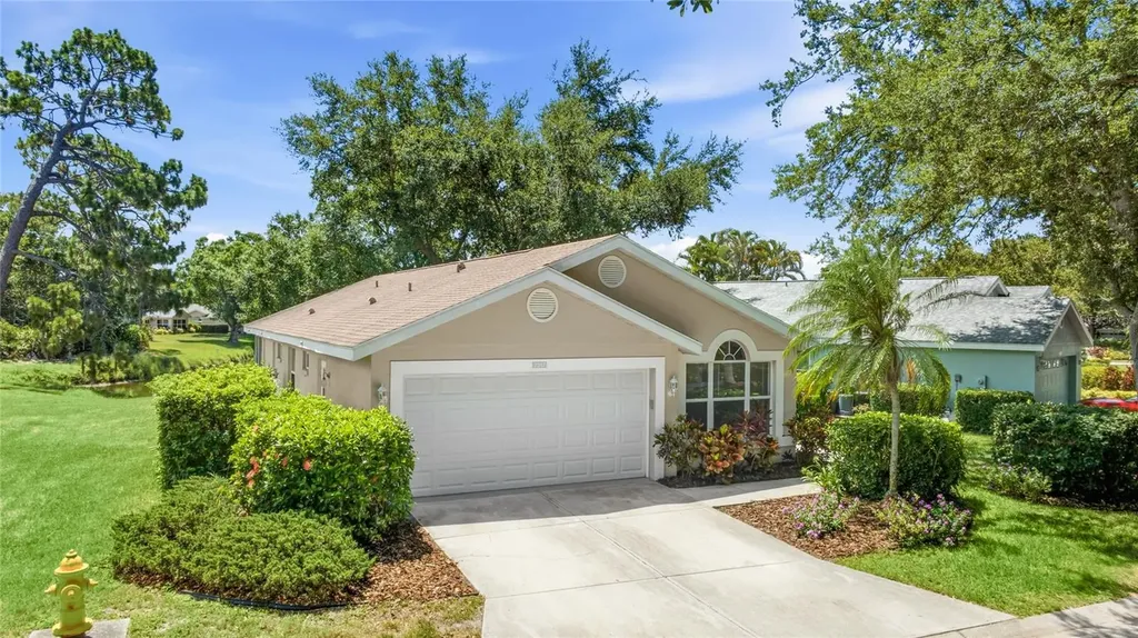 7317 Eleanor Circle Sarasota FL 34243