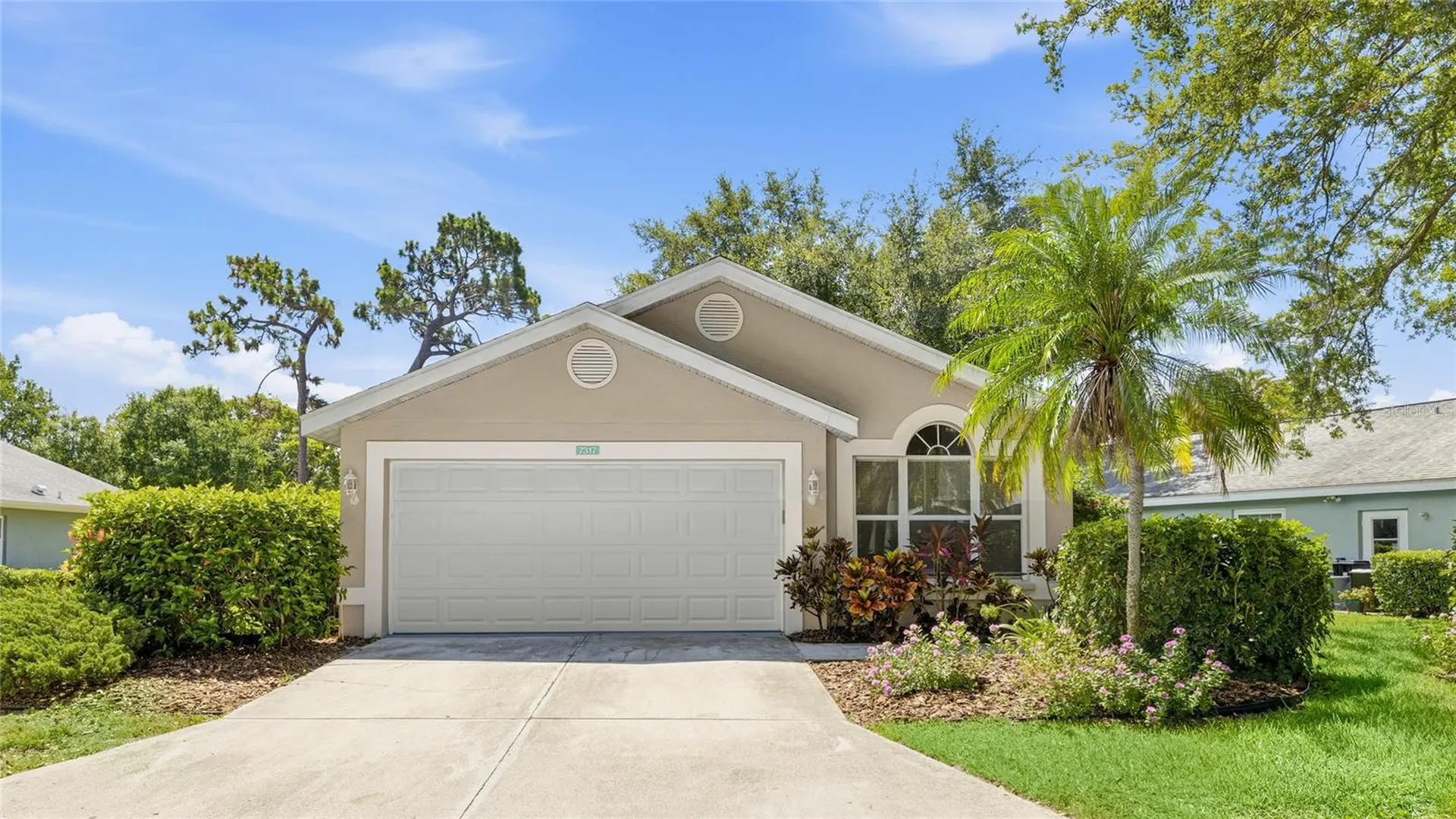 7317 Eleanor Circle Sarasota FL 34243