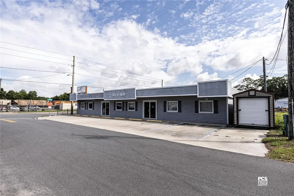 700 N Main Street Wildwood FL 34785
