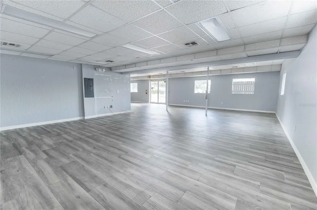 700 N Main Street Wildwood FL 34785
