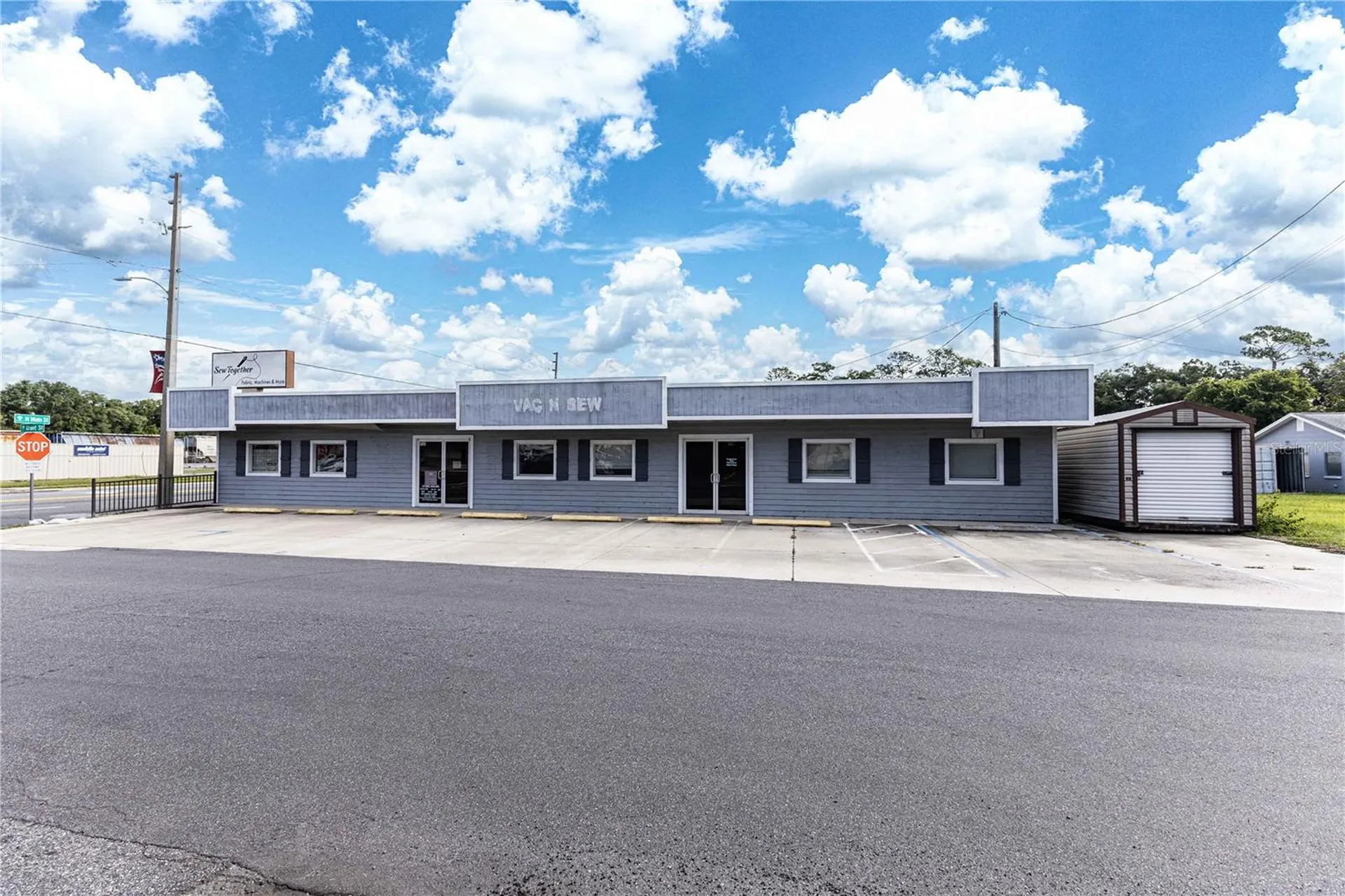 700 N Main Street Wildwood FL 34785