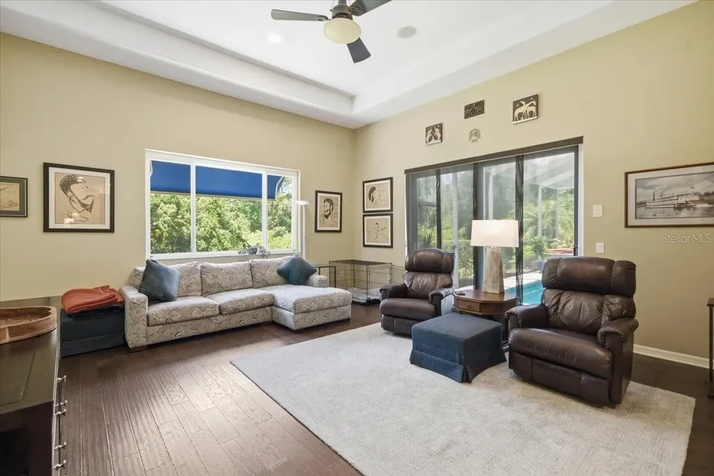 418 Pine Bluff Drive Lutz FL 33549