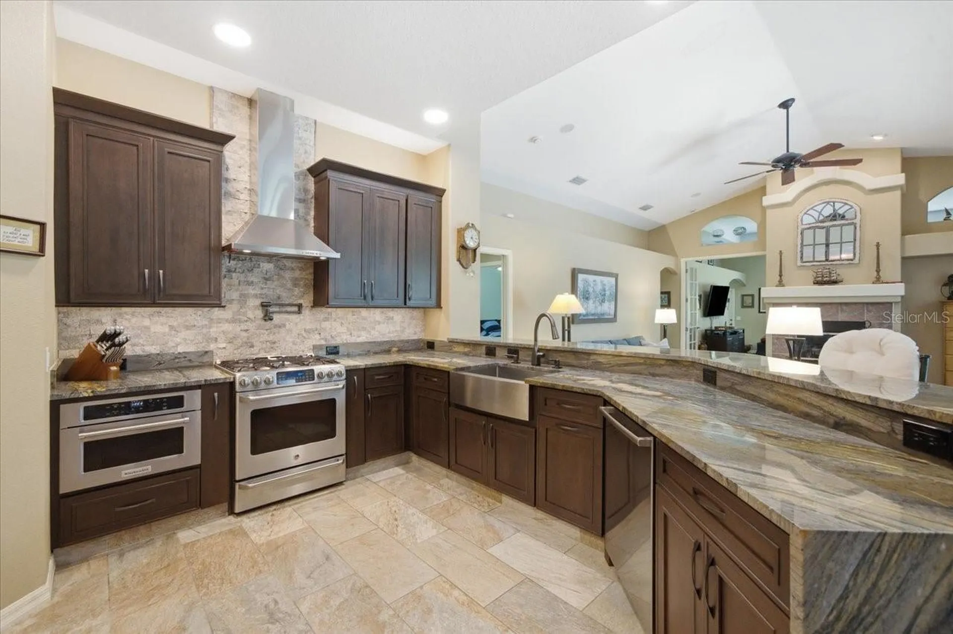 418 Pine Bluff Drive Lutz FL 33549
