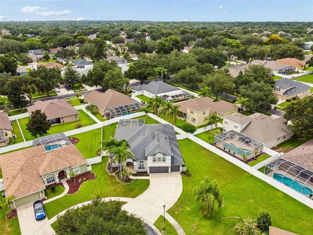 3102 White Pheasant Place Valrico FL 33596