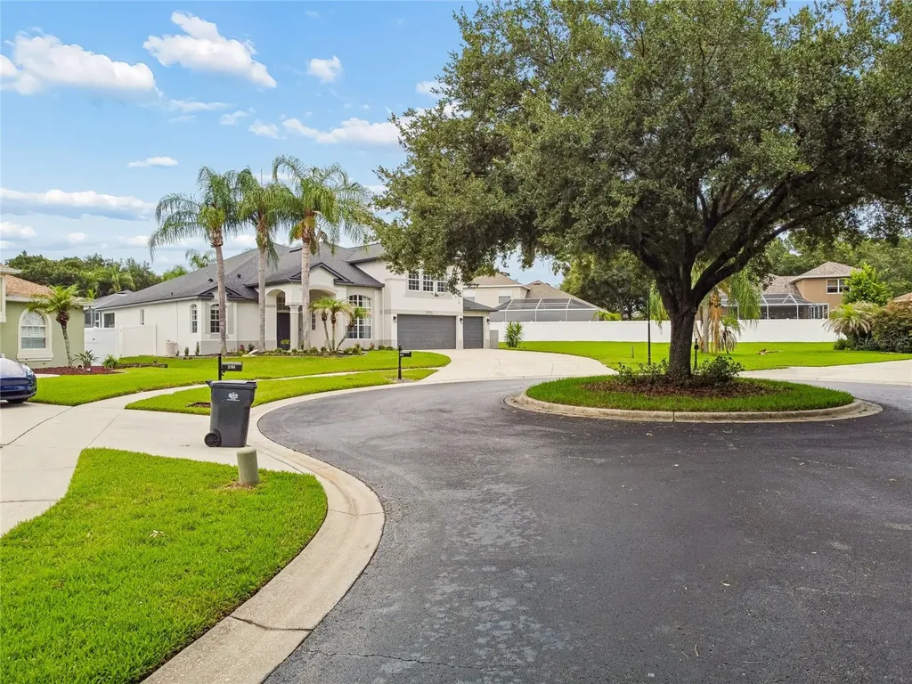 3102 White Pheasant Place Valrico FL 33596