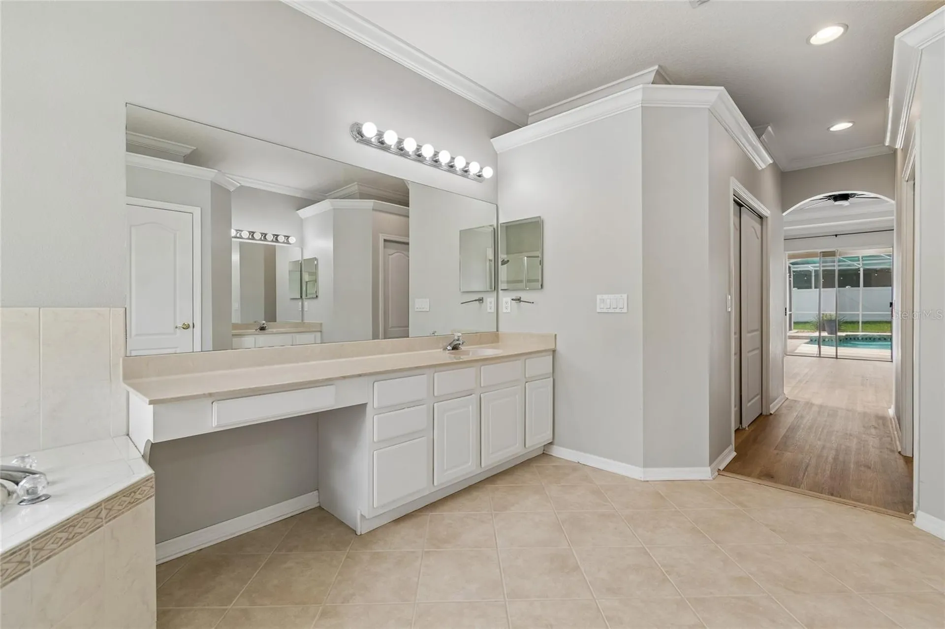3102 White Pheasant Place Valrico FL 33596