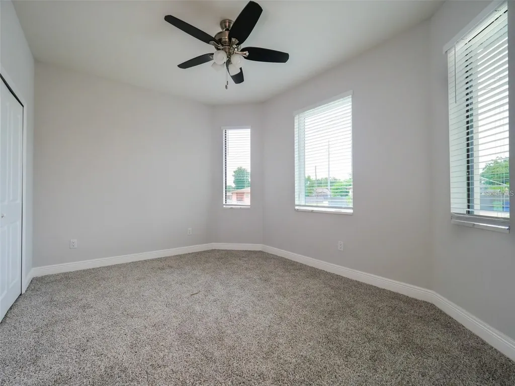 2303 W Ivy Street Tampa FL 33607
