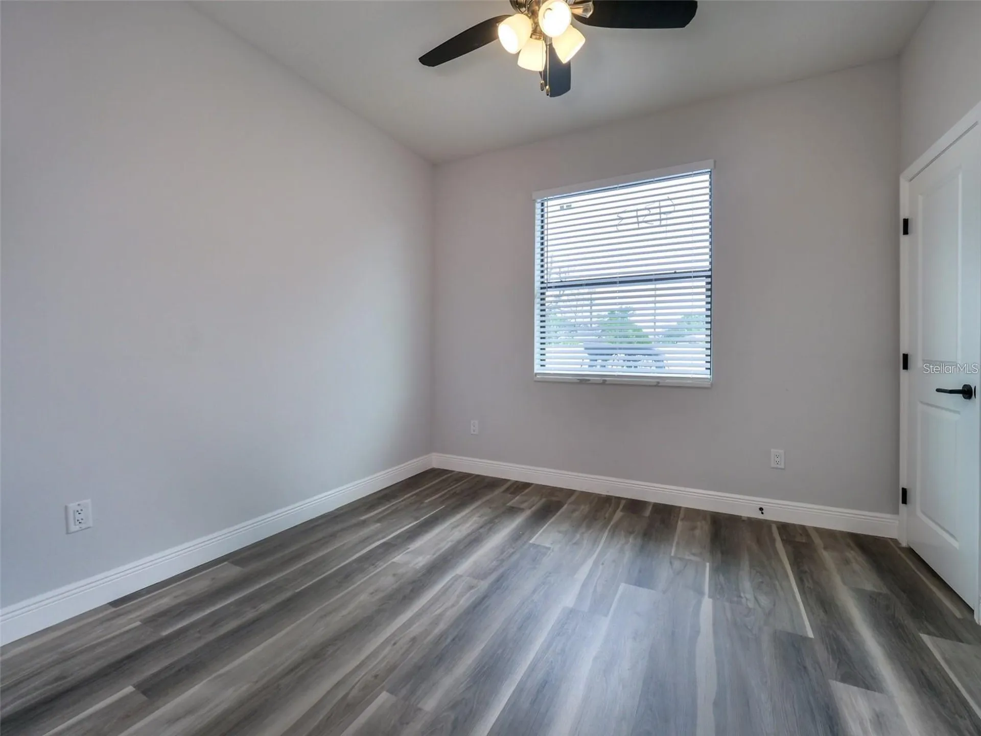 2303 W Ivy Street Tampa FL 33607