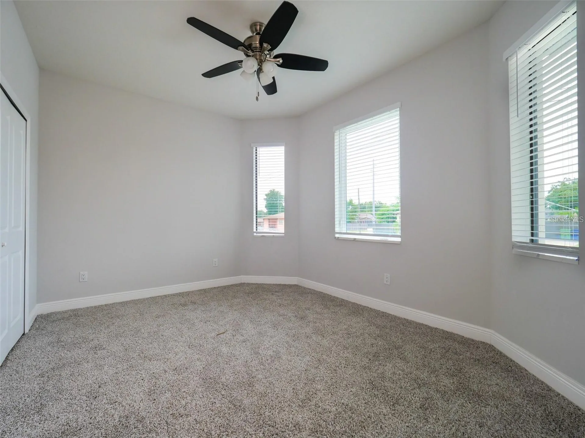 2303 W Ivy Street Tampa FL 33607