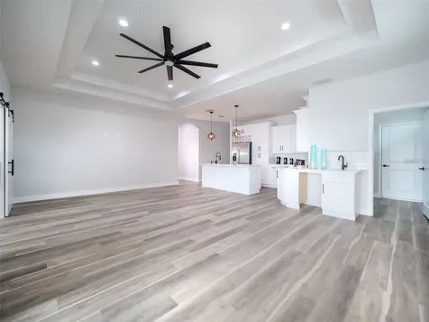 2303 W Ivy Street Tampa FL 33607