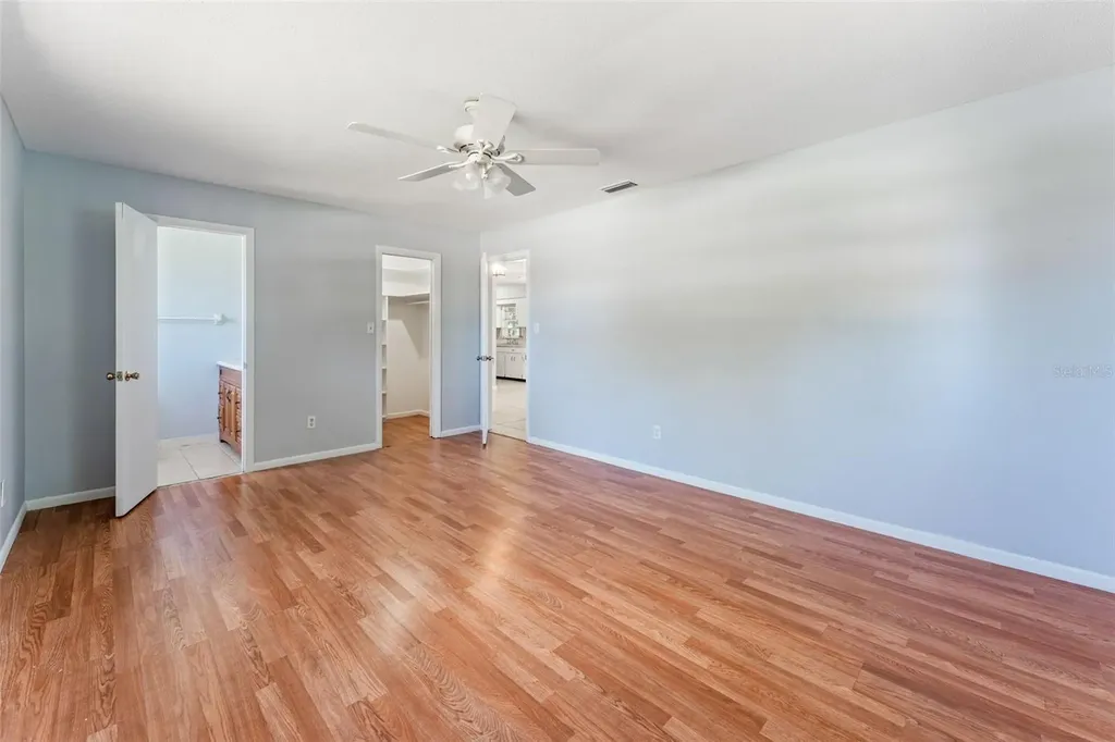 1754 Foxboro Drive Orlando FL 32812