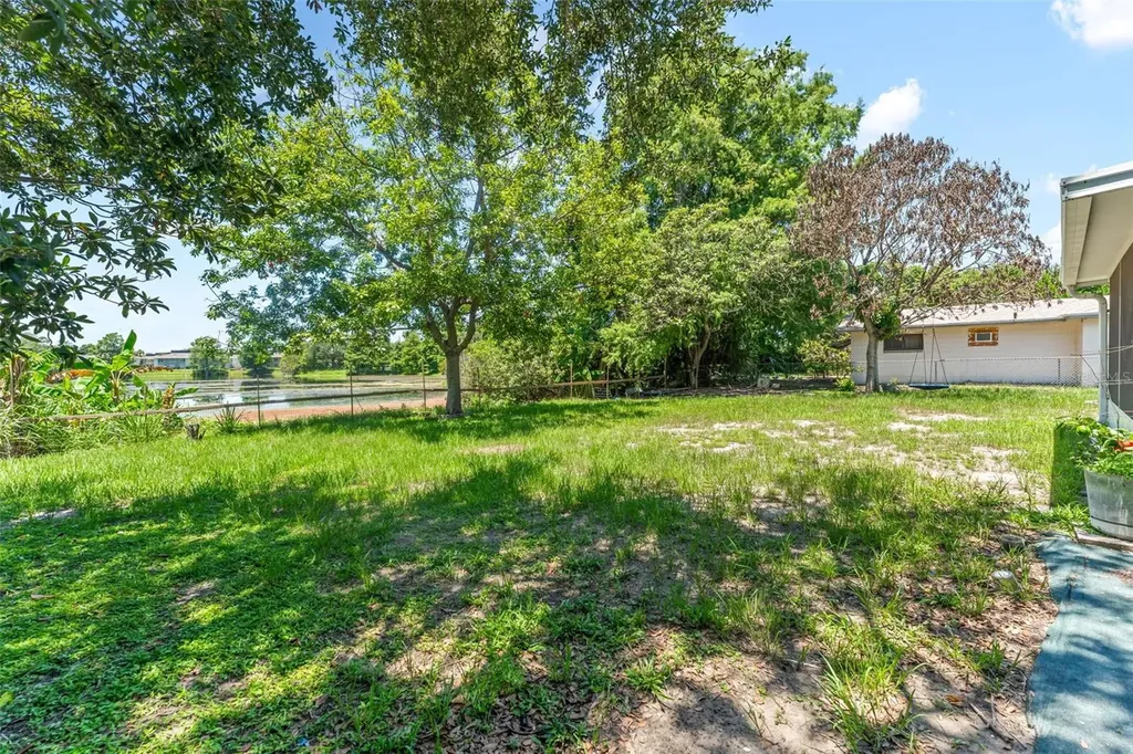 1754 Foxboro Drive Orlando FL 32812