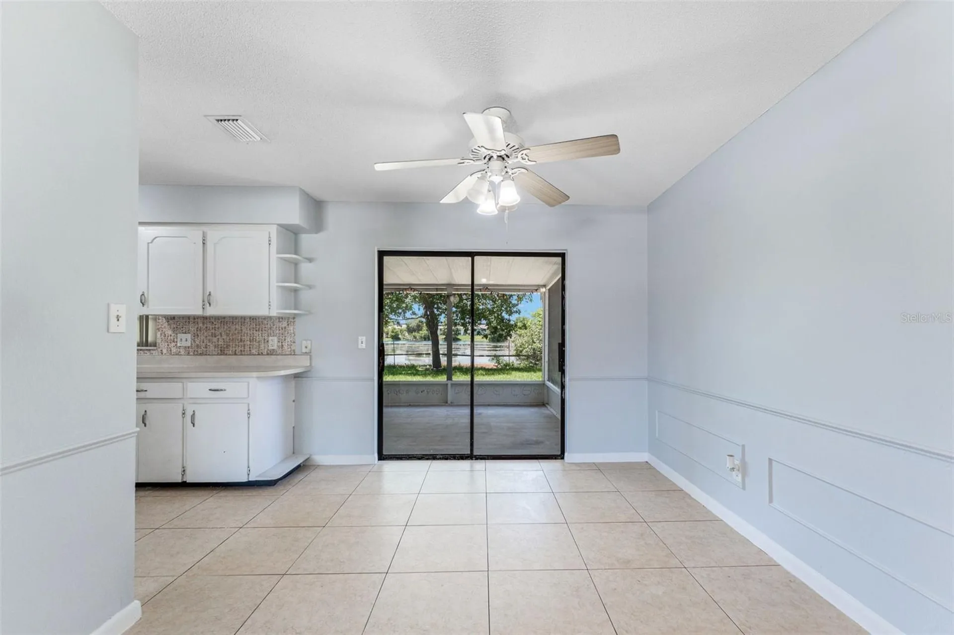 1754 Foxboro Drive Orlando FL 32812