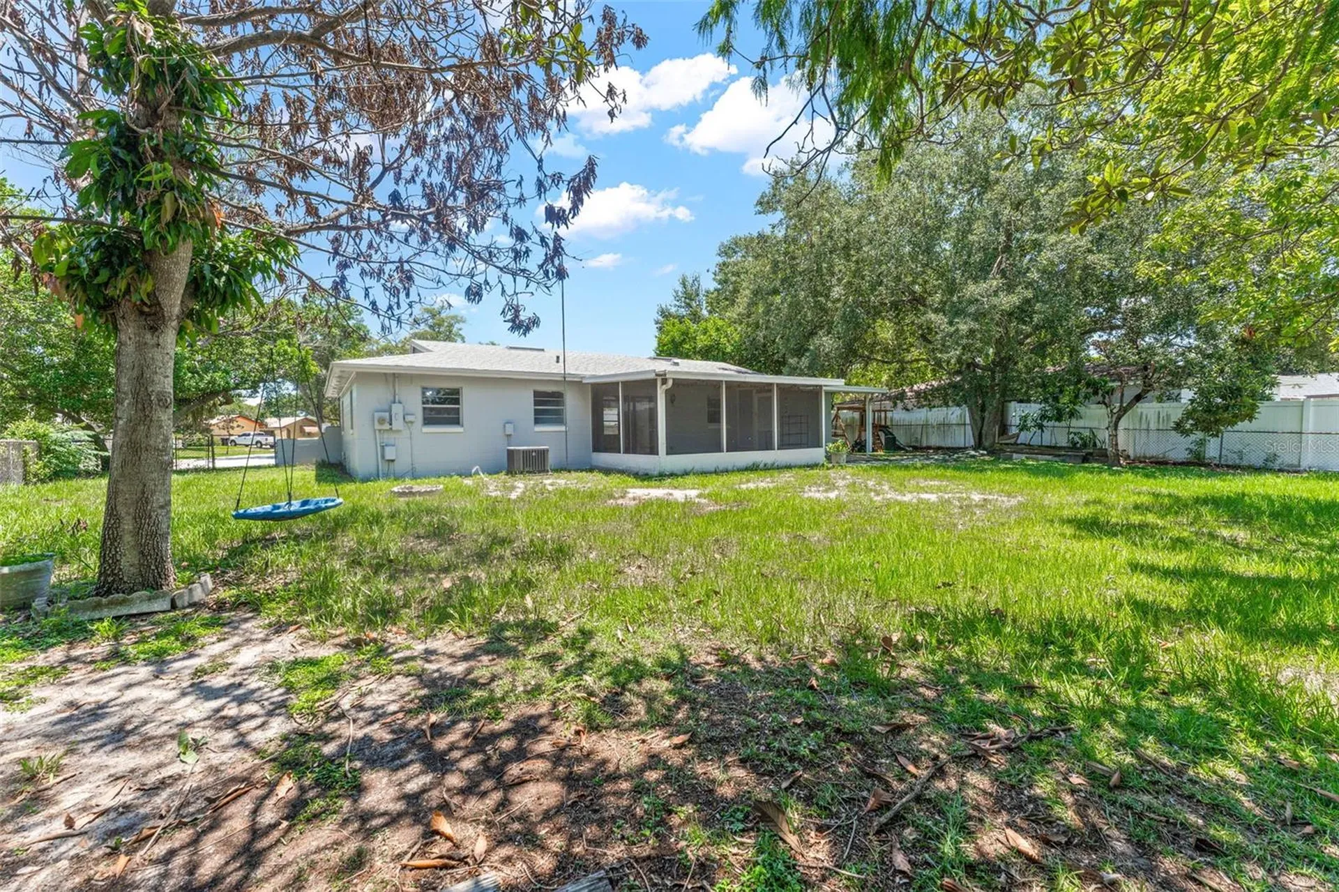 1754 Foxboro Drive Orlando FL 32812