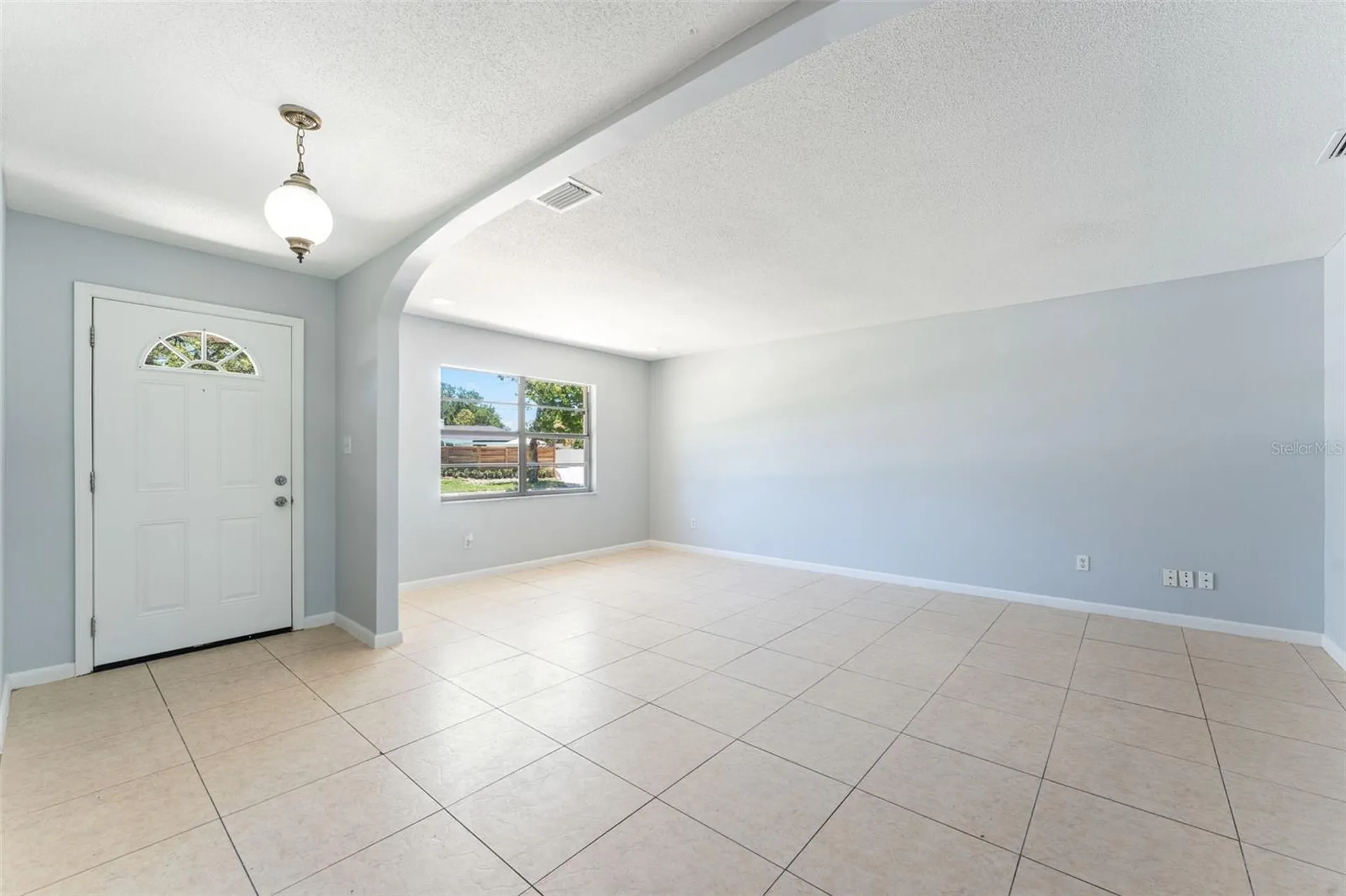 1754 Foxboro Drive Orlando FL 32812