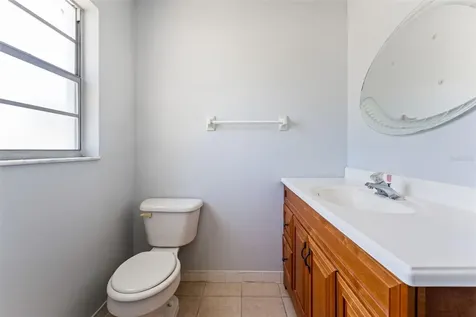 1754 Foxboro Drive Orlando FL 32812