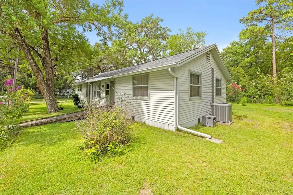 8511 Hillcrest Drive Brooksville FL 34601