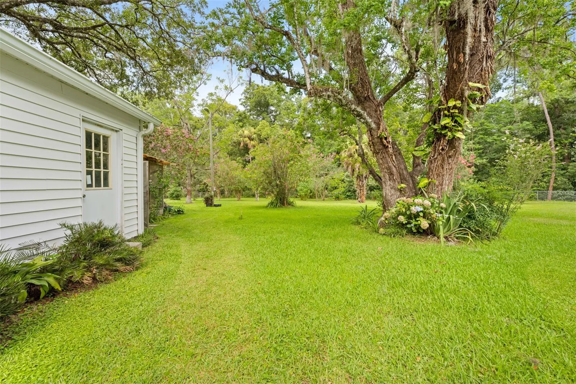 8511 Hillcrest Drive Brooksville FL 34601