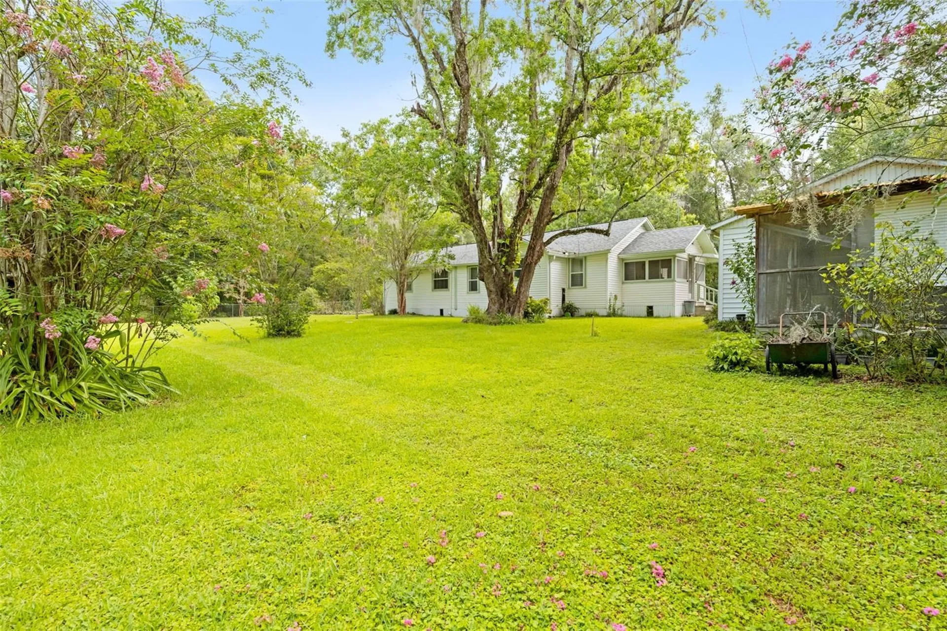 8511 Hillcrest Drive Brooksville FL 34601