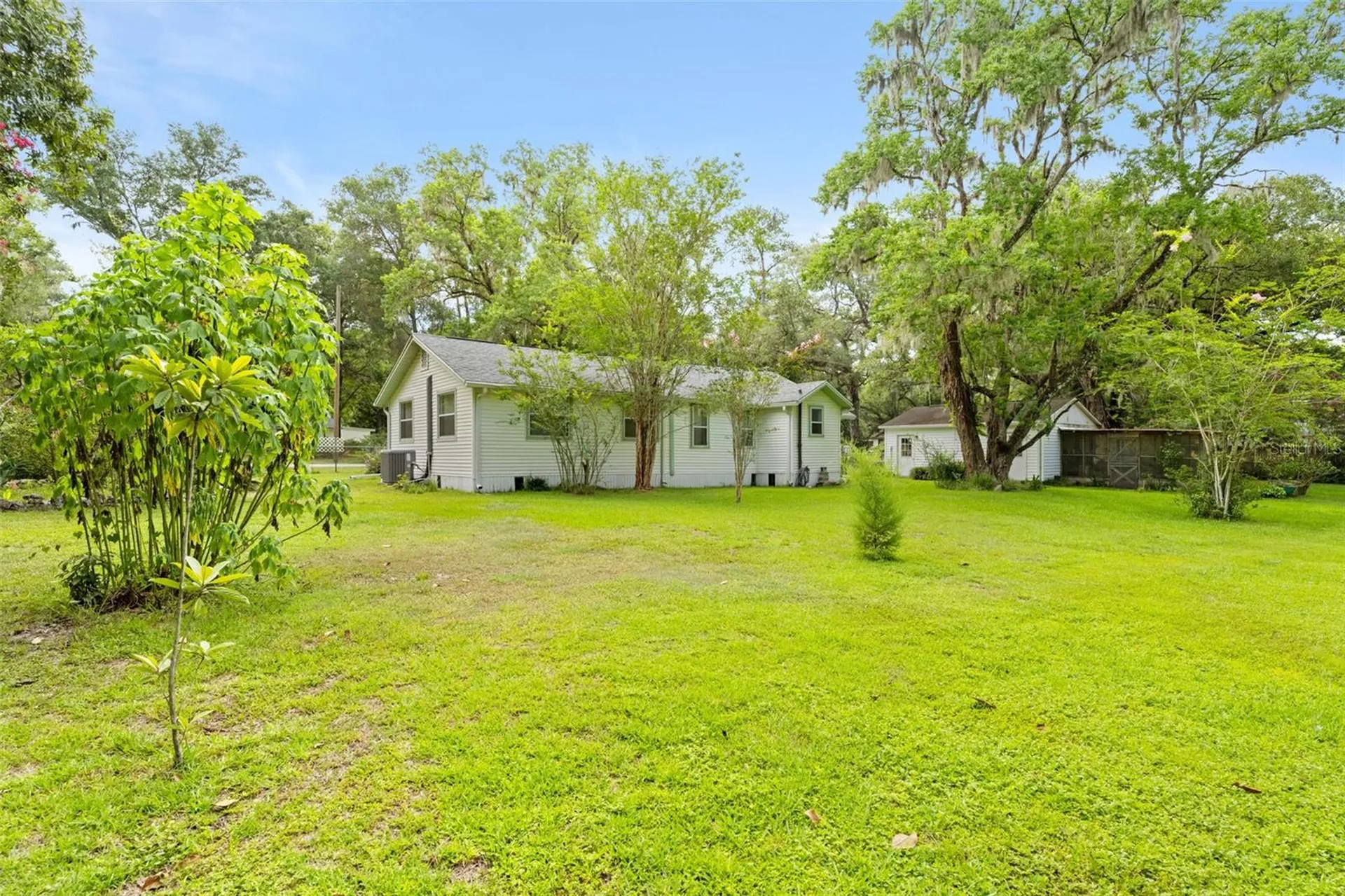 8511 Hillcrest Drive Brooksville FL 34601