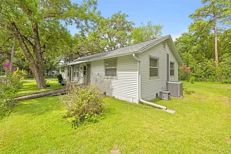 8511 Hillcrest Drive Brooksville FL 34601