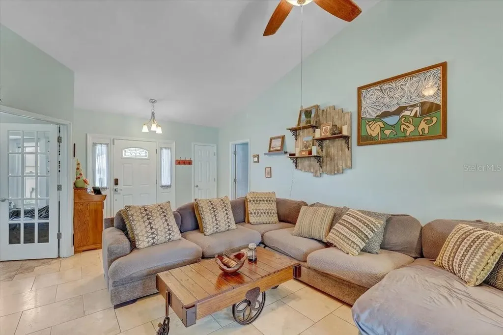 1907 Horseshoe Drive Plant City FL 33566