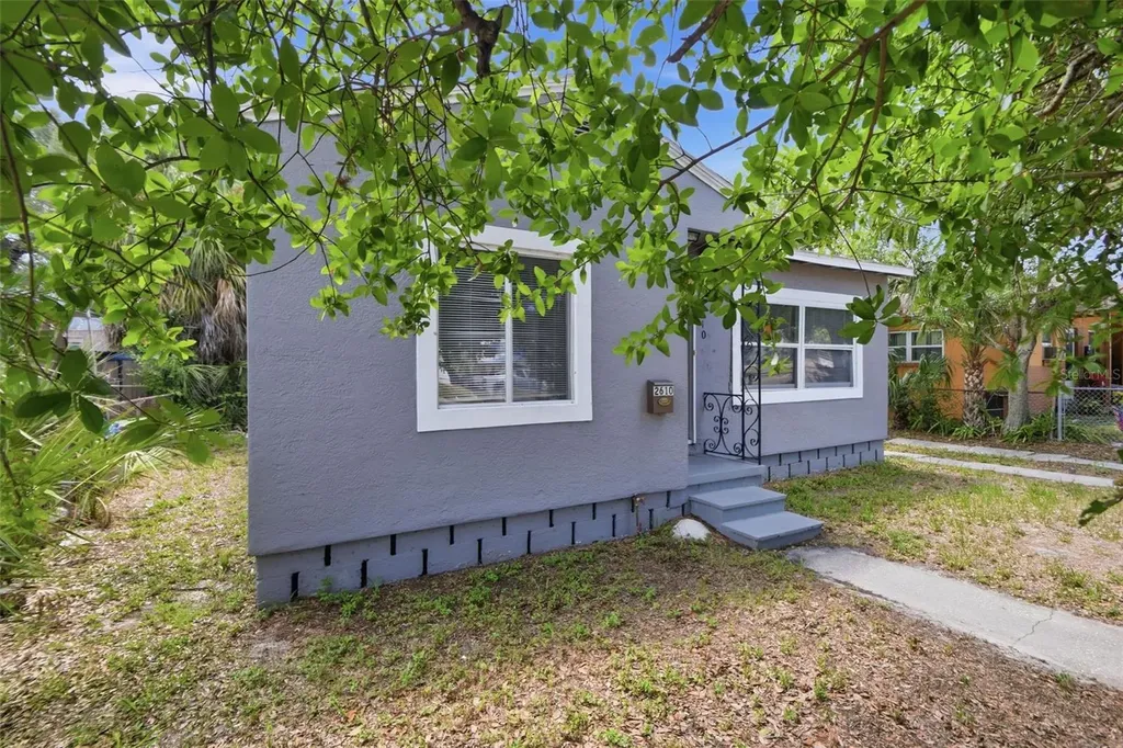 2610 Dr Martin Luther King Jr Street S St Petersburg FL 33705