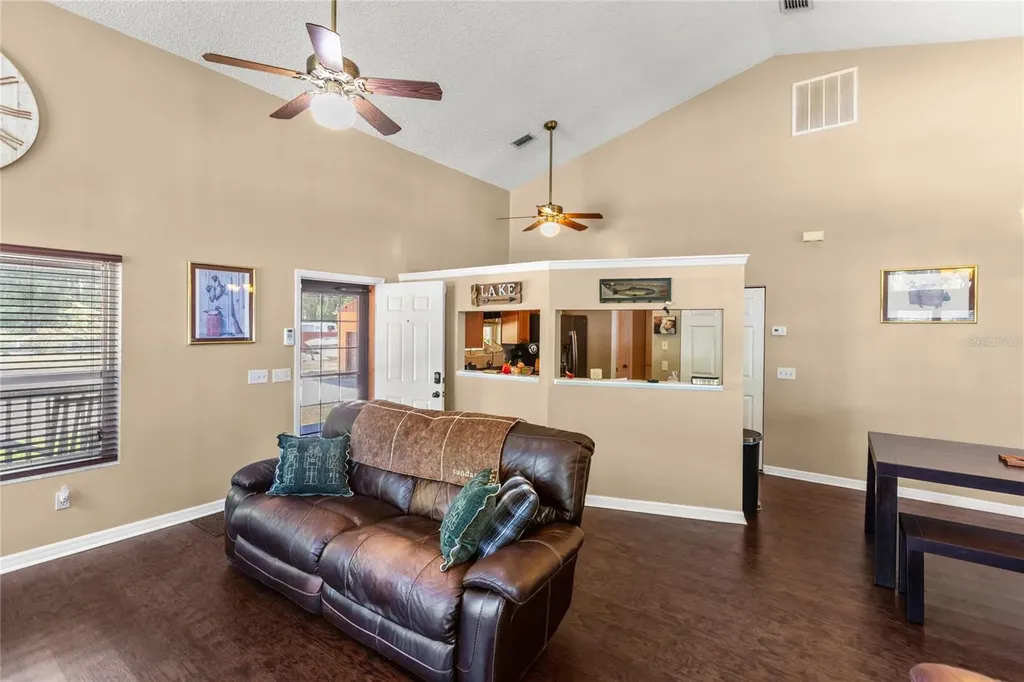 5930 Island Road Melrose FL 32666
