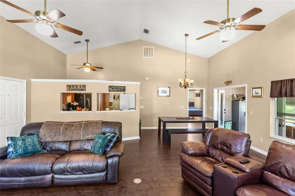 5930 Island Road Melrose FL 32666