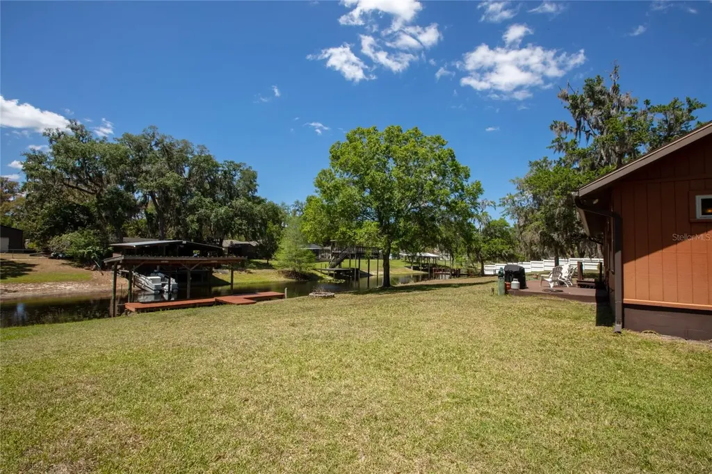 5930 Island Road Melrose FL 32666