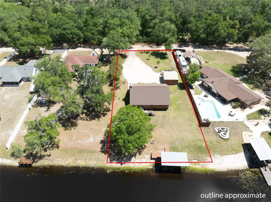 5930 Island Road Melrose FL 32666