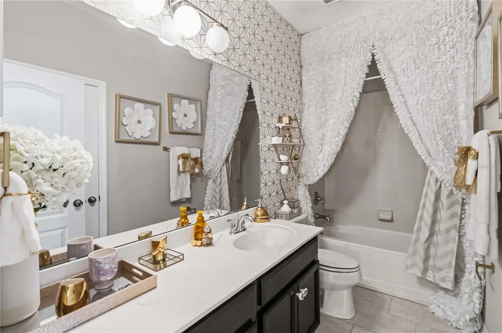 3438 Puxton Drive Orlando FL 32824