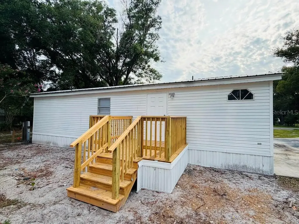 6734 Ravenwood Street Zephyrhills FL 33544