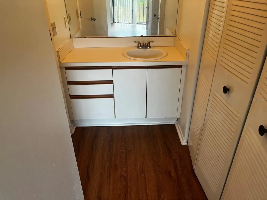 800 Cove Cay Drive Clearwater FL 33760