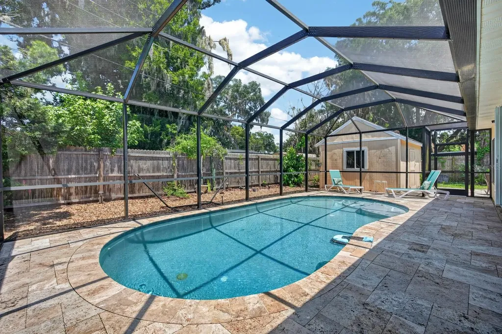 1017 E Indian Oaks Daytona Beach FL 32117