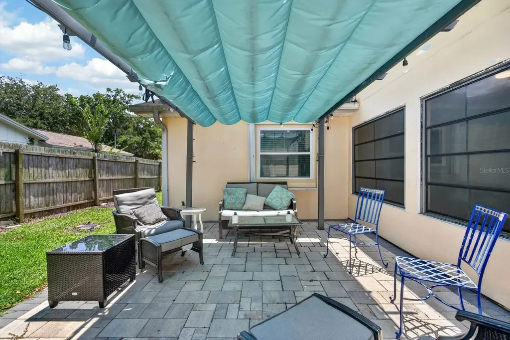 1017 E Indian Oaks Daytona Beach FL 32117