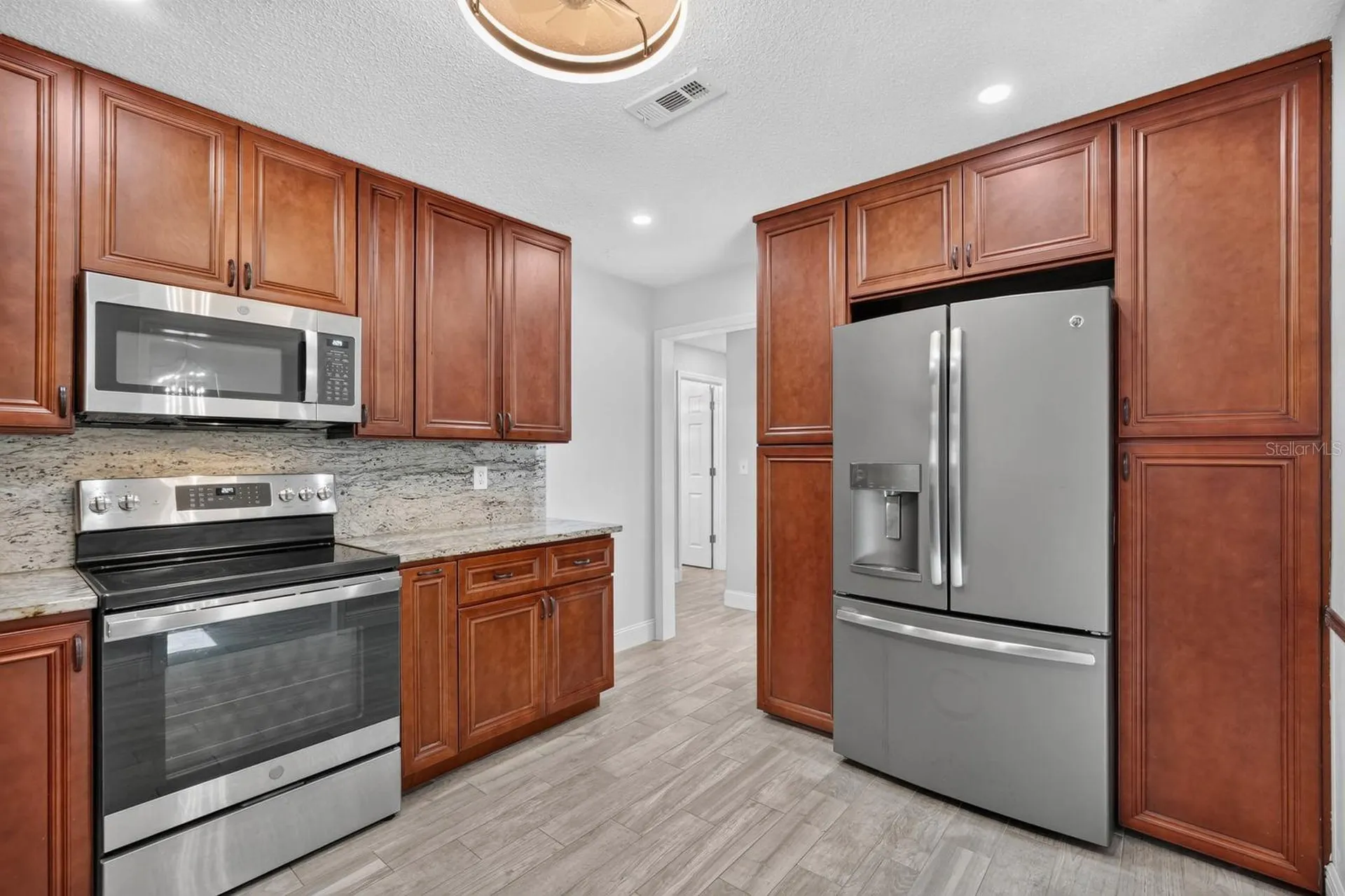 1017 E Indian Oaks Daytona Beach FL 32117