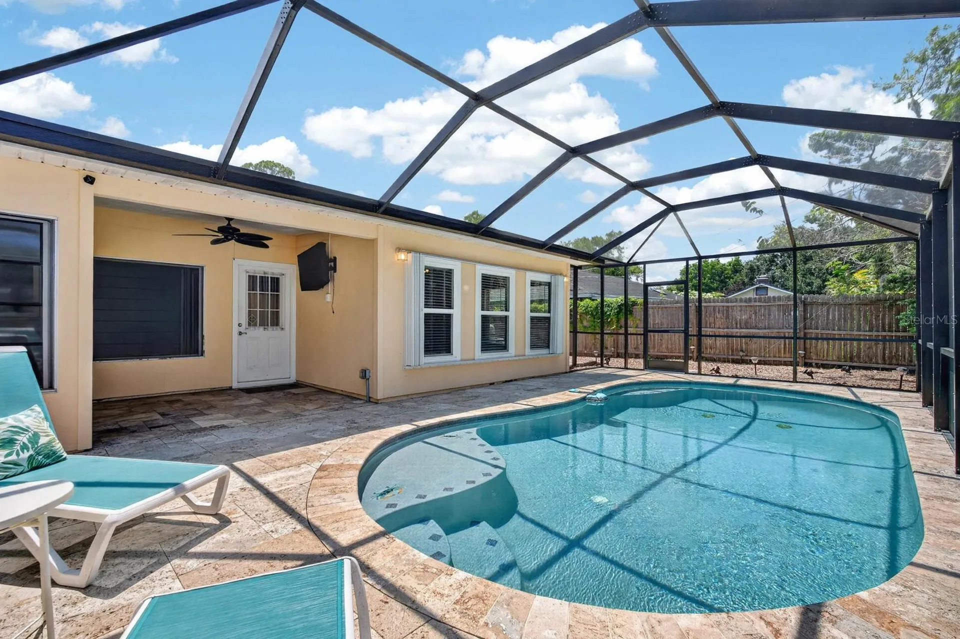 1017 E Indian Oaks Daytona Beach FL 32117