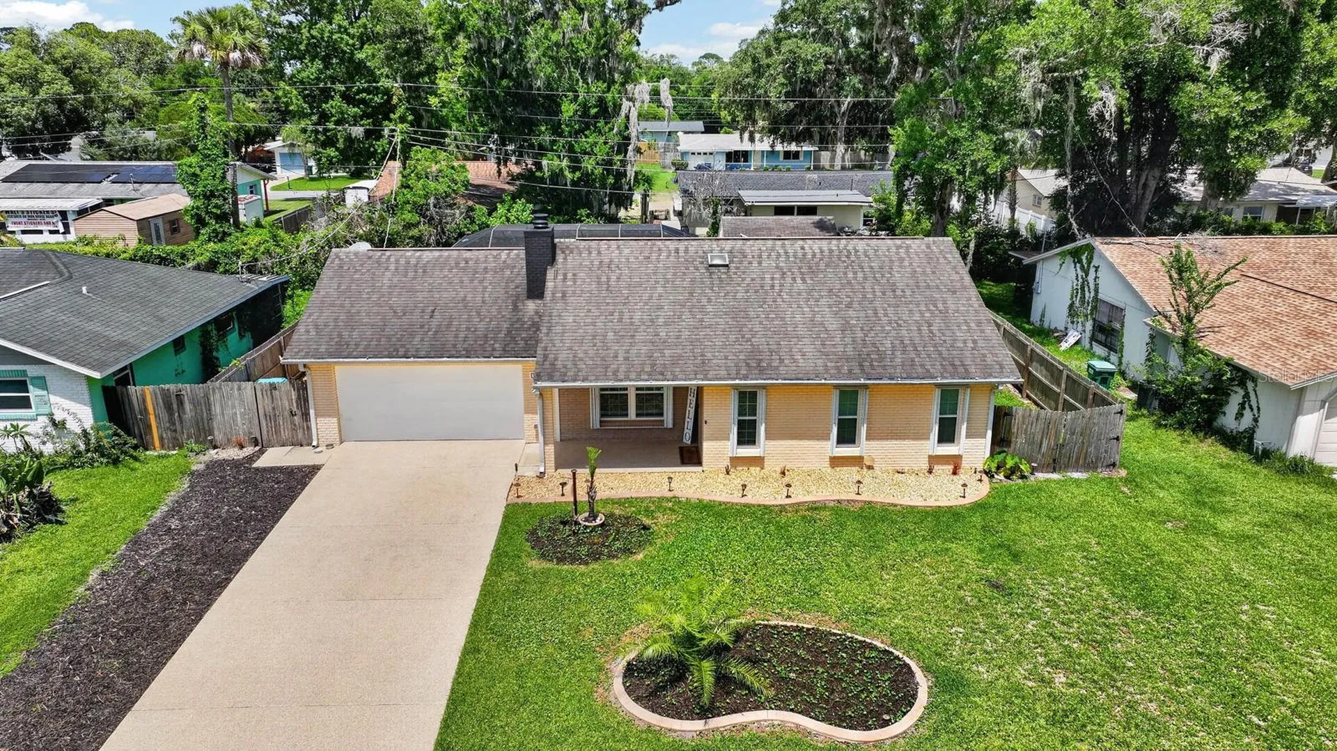 1017 E Indian Oaks Daytona Beach FL 32117