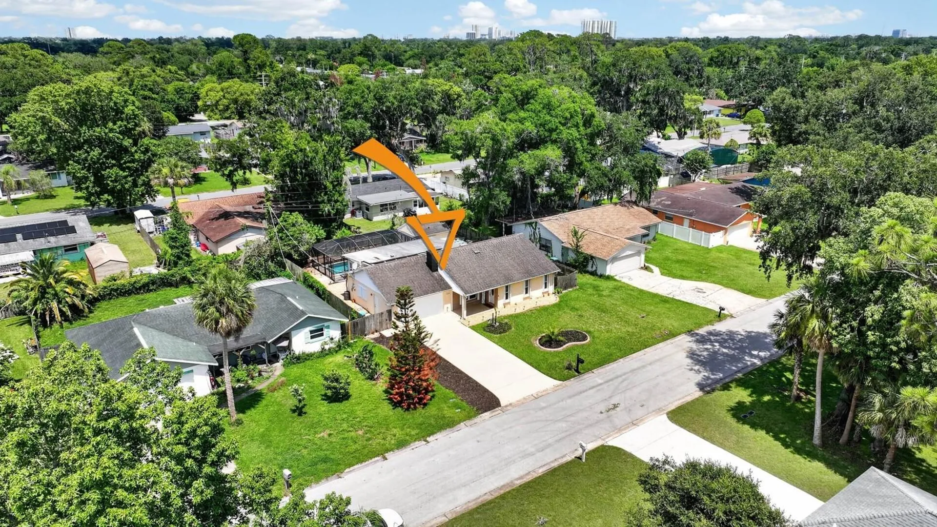 1017 E Indian Oaks Daytona Beach FL 32117