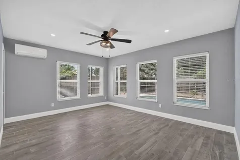 1017 E Indian Oaks Daytona Beach FL 32117