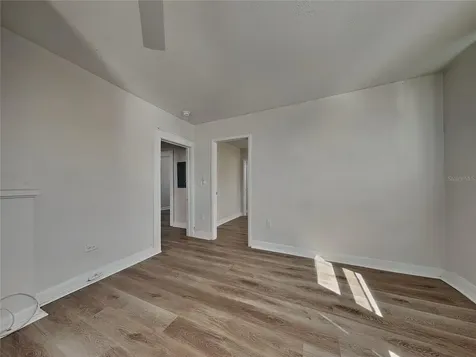2904 W Chestnut Street Tampa FL 33607