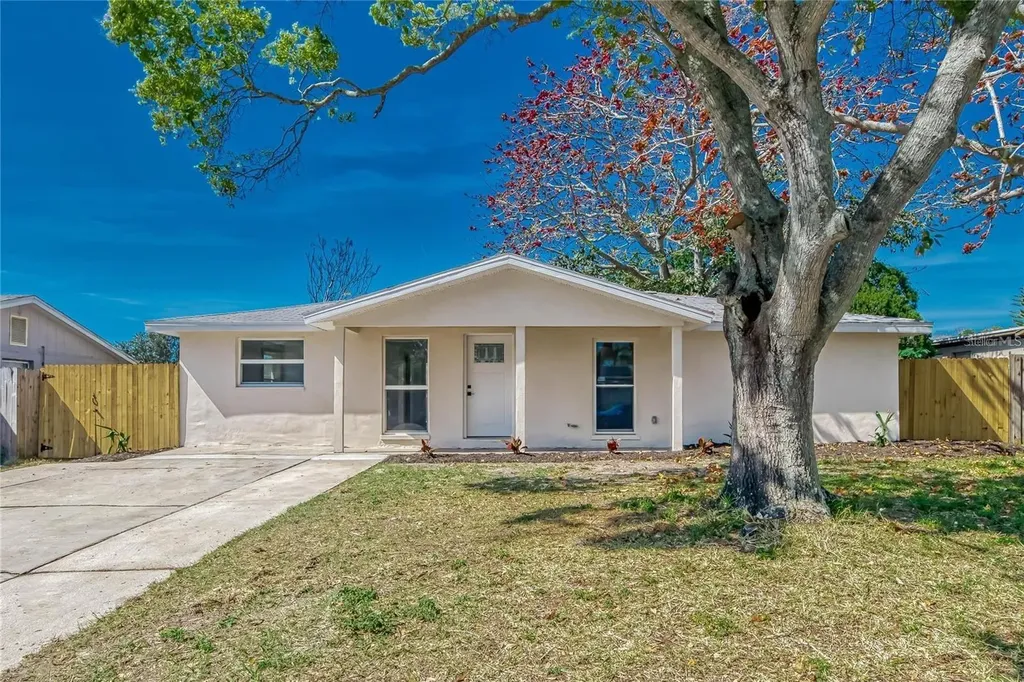 1300 Melonwood Avenue Clearwater FL 33759